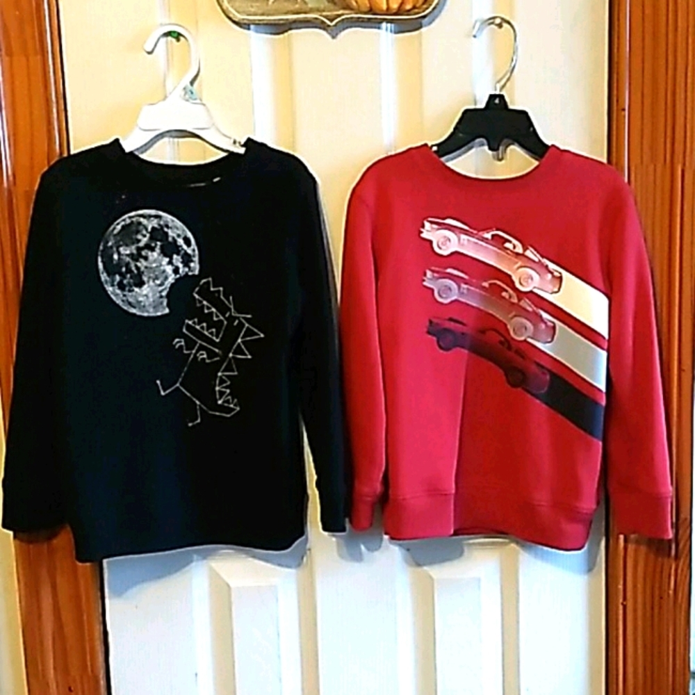 2 Lot CP sweatshirt